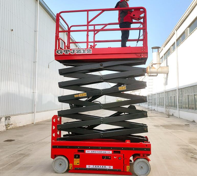 东河镇自行走移动式升降机