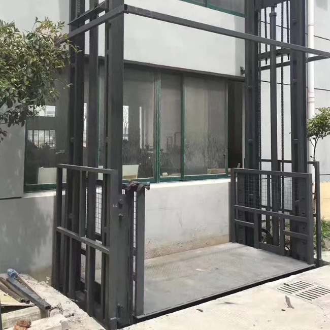 东河镇5吨室外升降货梯